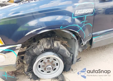 2004 Ford Excursion Xls/Xlt from USA, damaged, VIN 1FMNU41LX4ED00269